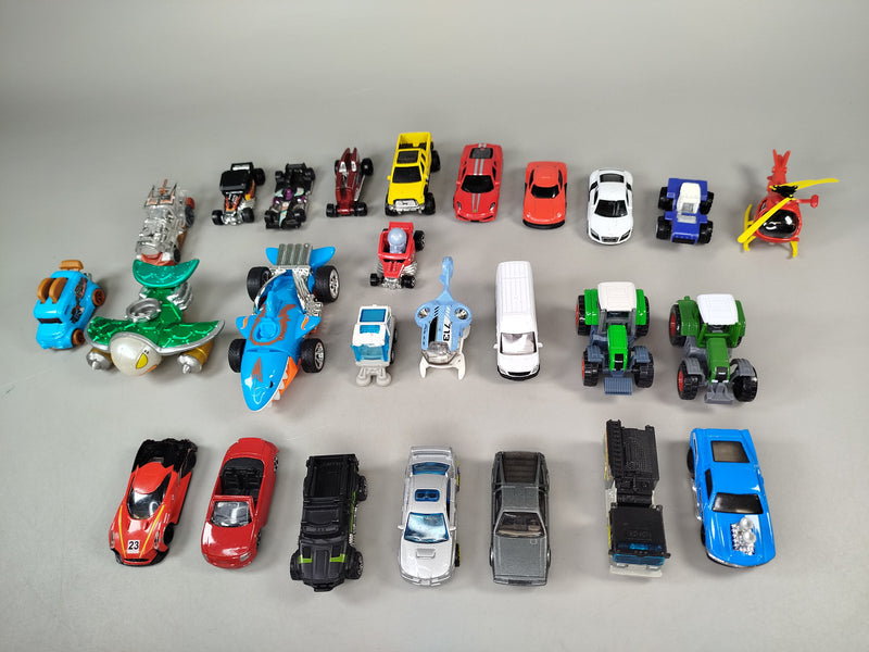 Hot Wheels, Matchbox & Siku – insgesamt 24 – Autos, Traktoren & Hubsch