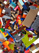 Konvolut LEGO ca. 3,1 kg Bausteine & Teile, Disney 100, ab 3 4 5 Jahre
