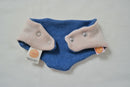 Dreieckstuch Schal mitwachsend wendbar für Babys aus Upcycling Kaschmir und Seide in Blau und Zartrosa