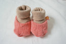 Warme Babyschuhe 0-3 M und 3-6 M aus Upcycling Kaschmir in Rosa und Beige