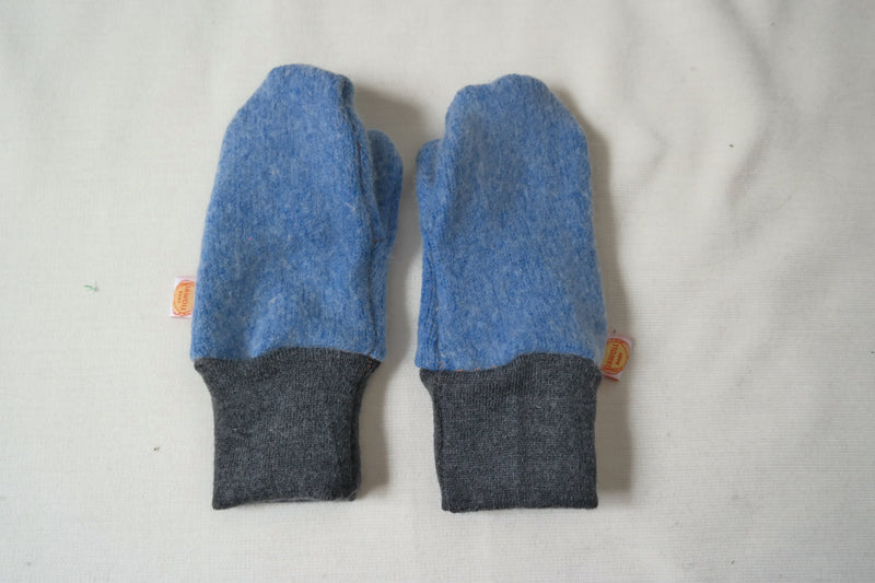 Handschuhe Fäustlinge für Kleinkinder und Kinder aus Upcycling Kaschmir in Blau und Grau