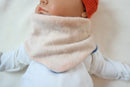Dreieckstuch Schal mitwachsend wendbar für Babys aus Upcycling Kaschmir und Seide in Blau und Zartrosa