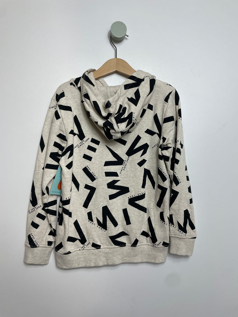 Hoodie • 122 • name it