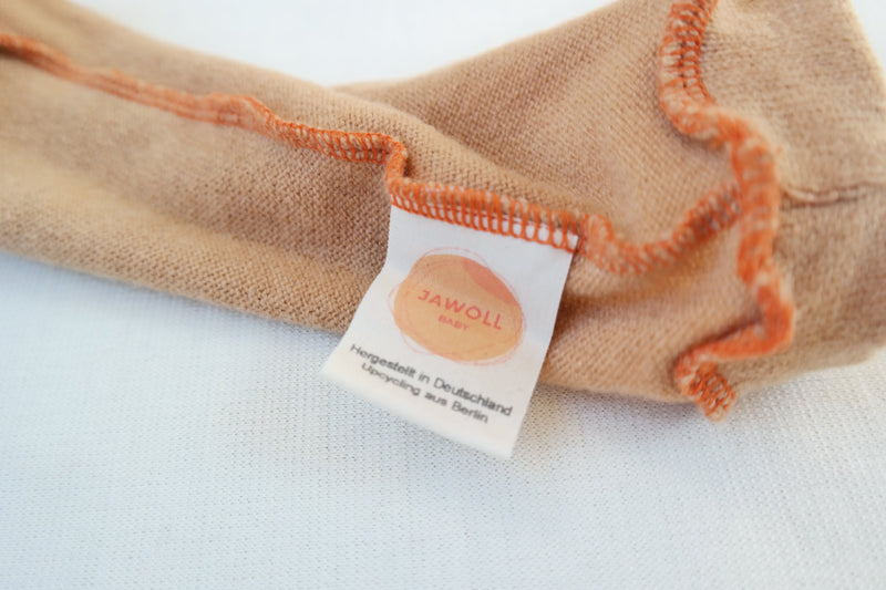 Stulpen für Babys 0-6M aus Upcycling-Kaschmir in Beige