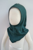 Wende-Schlupfmütze für Kleinkinder KU 49-51 aus Upcycling Seide & Kaschmir in Dunkel-Petrol und Grau