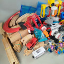Bundle Holz Eisenbahn Fahrzeuge & Figuren