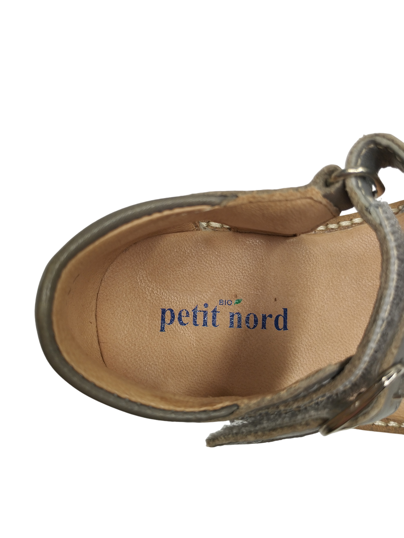 Sandals size 26 Petit nord 26 shoe size