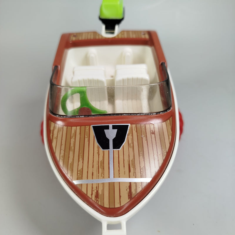 Playmobil Motorboot - Klassisches Design mit Außenbordmotor