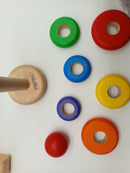 Motorikspielzeug Set aus Holz – Motorikschleife & Stapelringe