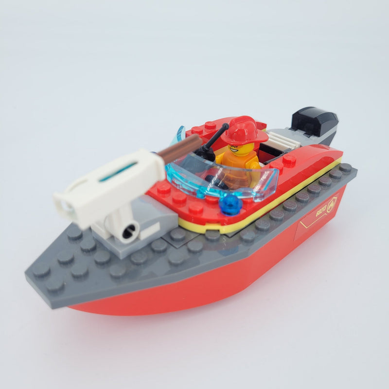 Lego - City - 60213 - at the harbor/fire department - red