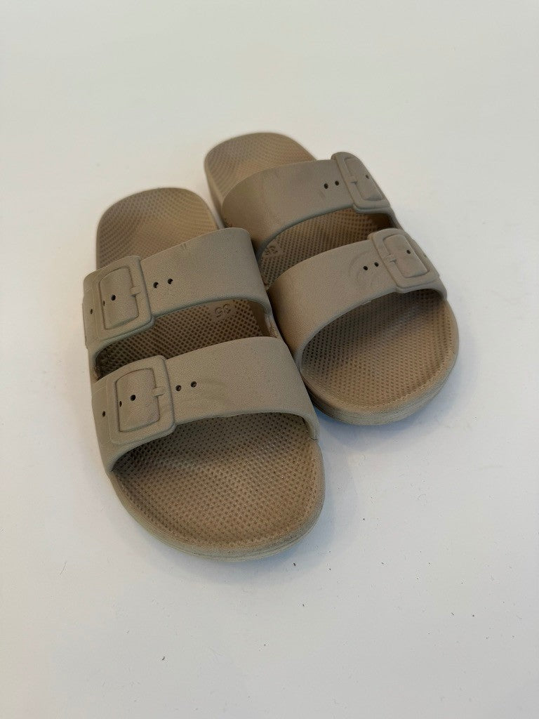 Freedom Sandalen beige Gr.35/36 | Moses