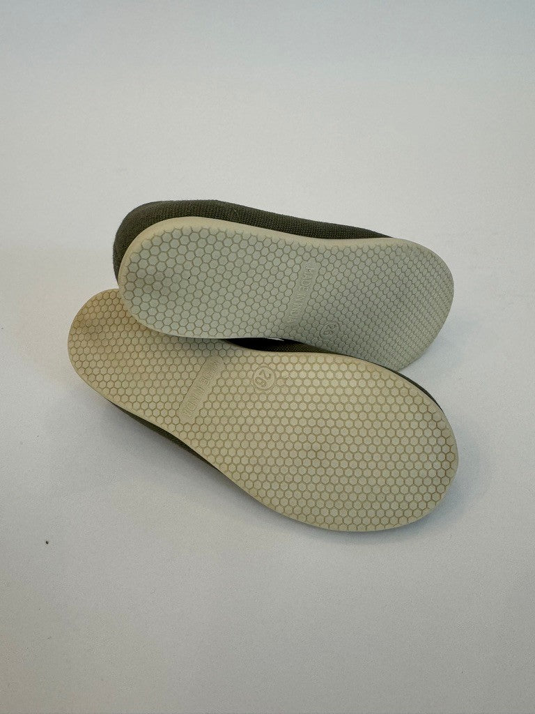 Slippers canvas olive size 26 | Bonton