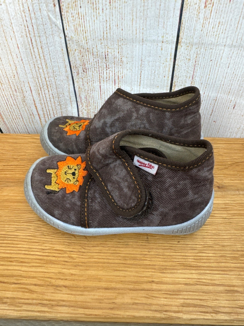 Superfit slippers brown with lion size 23