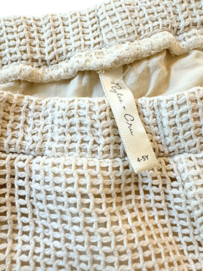 Shorts beige size 4-5 | Rylee &amp; Cru