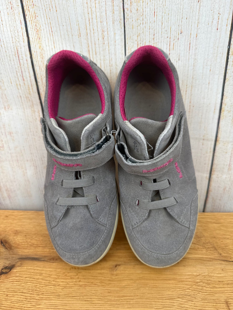 Lowa low shoes gray size 33