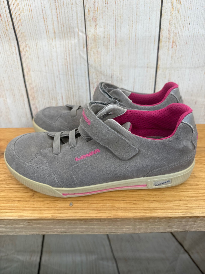 Lowa low shoes gray size 33