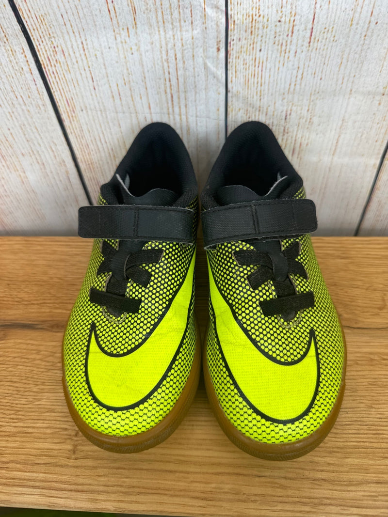 Nike indoor soccer shoes black/light green size 29/30