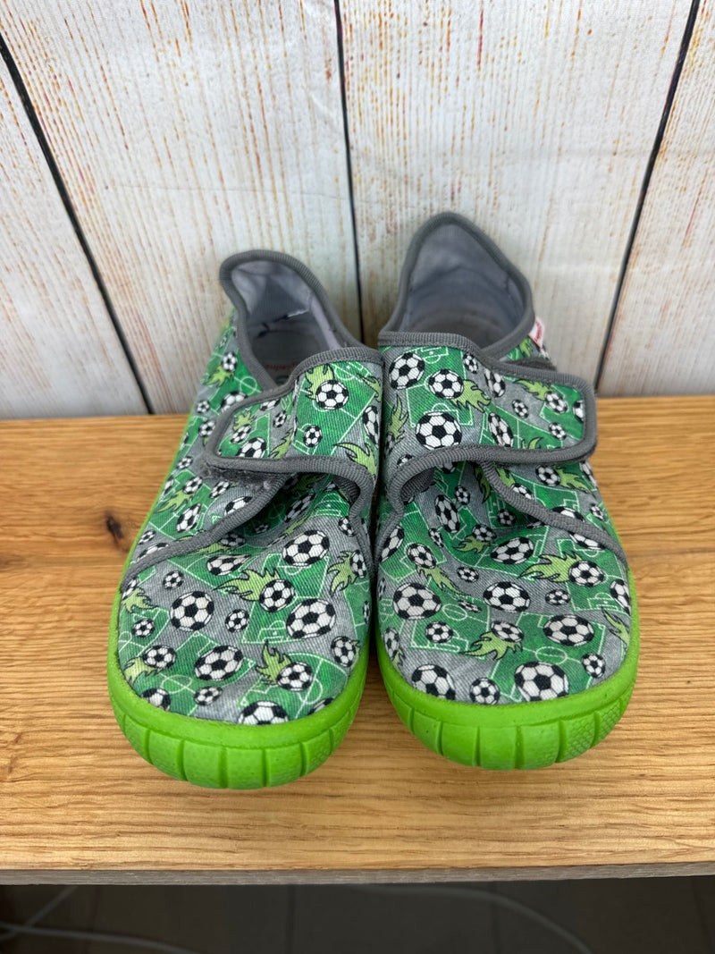 Superfit slippers grey/green with footballs size 32