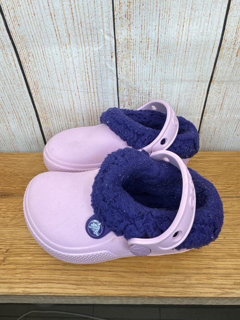 Crocs lined slippers pink size 26