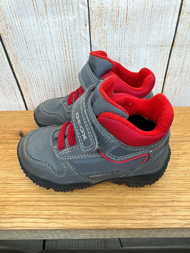 Geox low shoes grey/red size 22