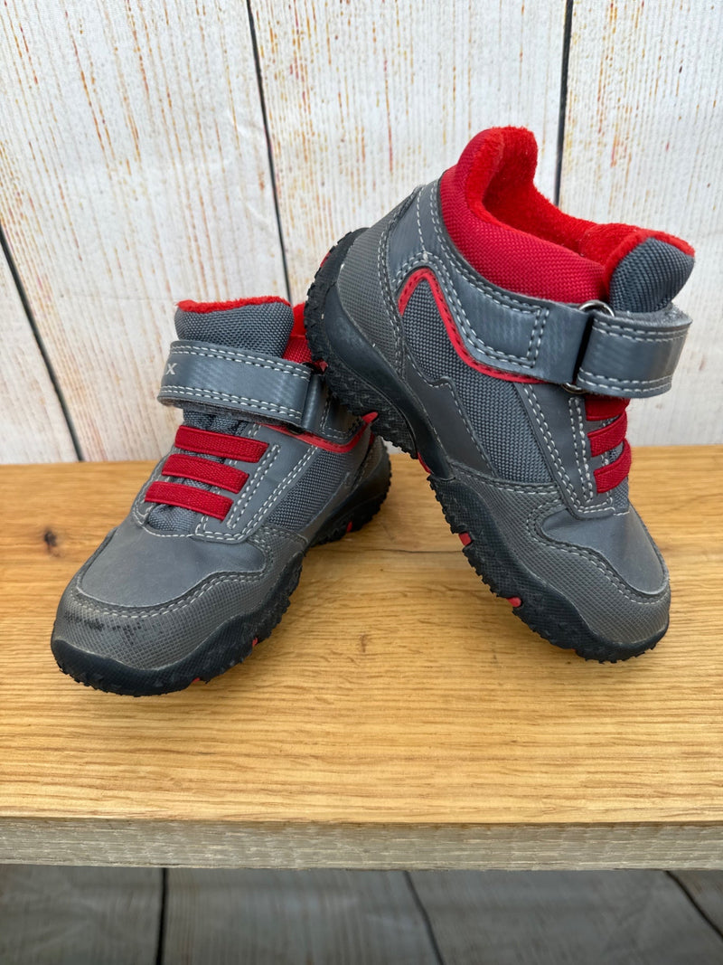 Geox low shoes grey/red size 22