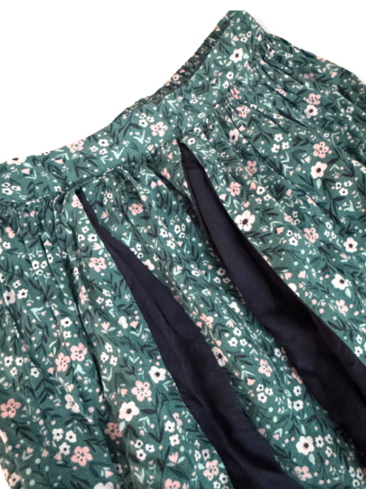 Skirt with floral pattern size 6 | Carrement Beau