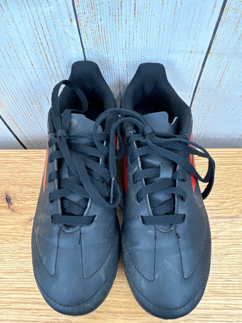 Adidas Fußballschuhe schwarz/ rot Gr. 33