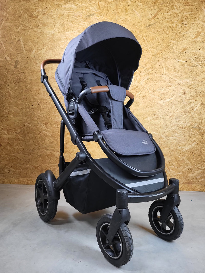 Britax Römer - Duo Smile Iii Grau - Kombikinderwagen (sportsitz und Babywanne) - Blau in Gutem Zustand / Gut