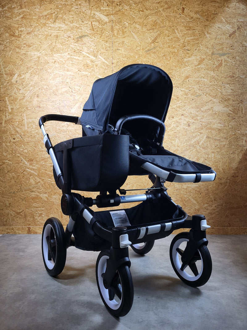 Bugaboo - Donkey 3 Twin Geschwisterwagen (2xSportsitze / 2xBabywanne) inkl. seitliche Gepäcktasche - Black in gutem Zustand