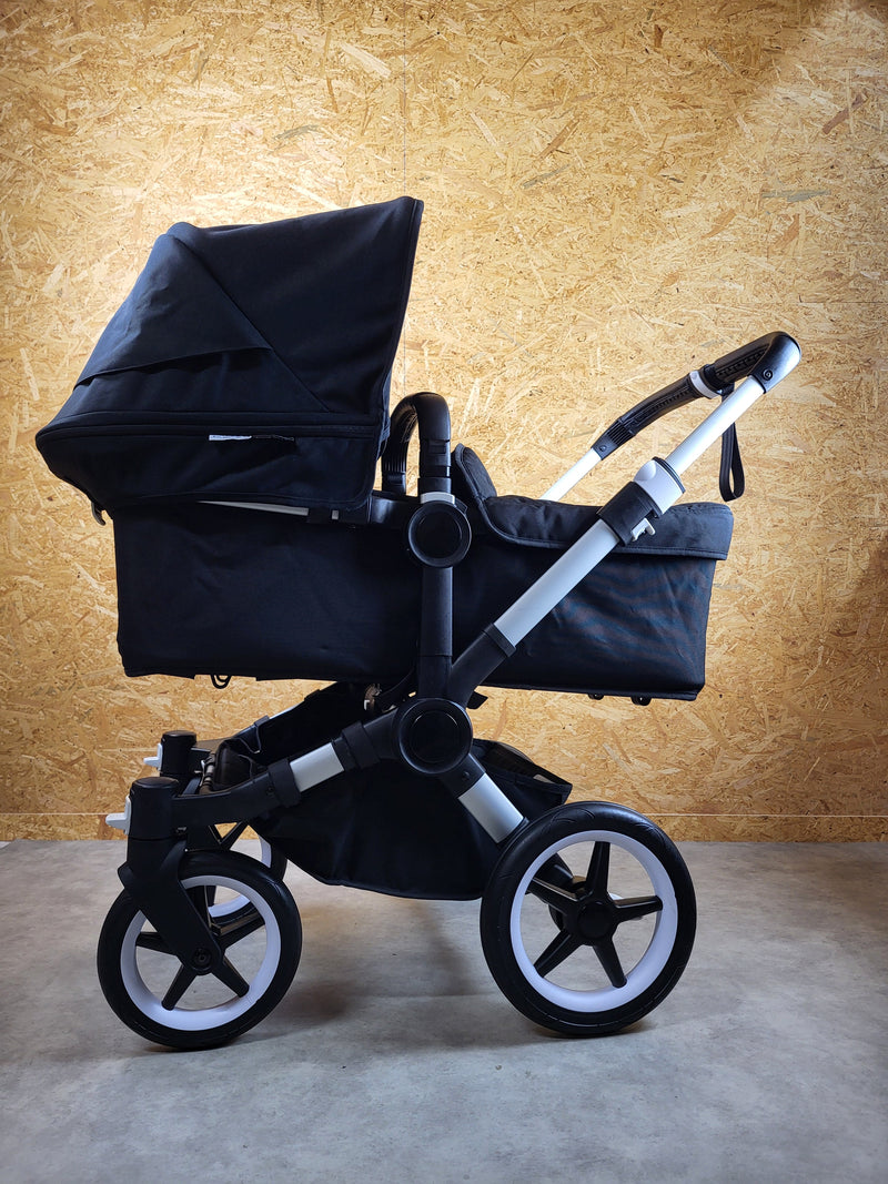 Bugaboo - Donkey 3 Twin Geschwisterwagen (2xSportsitze / 2xBabywanne) inkl. seitliche Gepäcktasche - Black in gutem Zustand