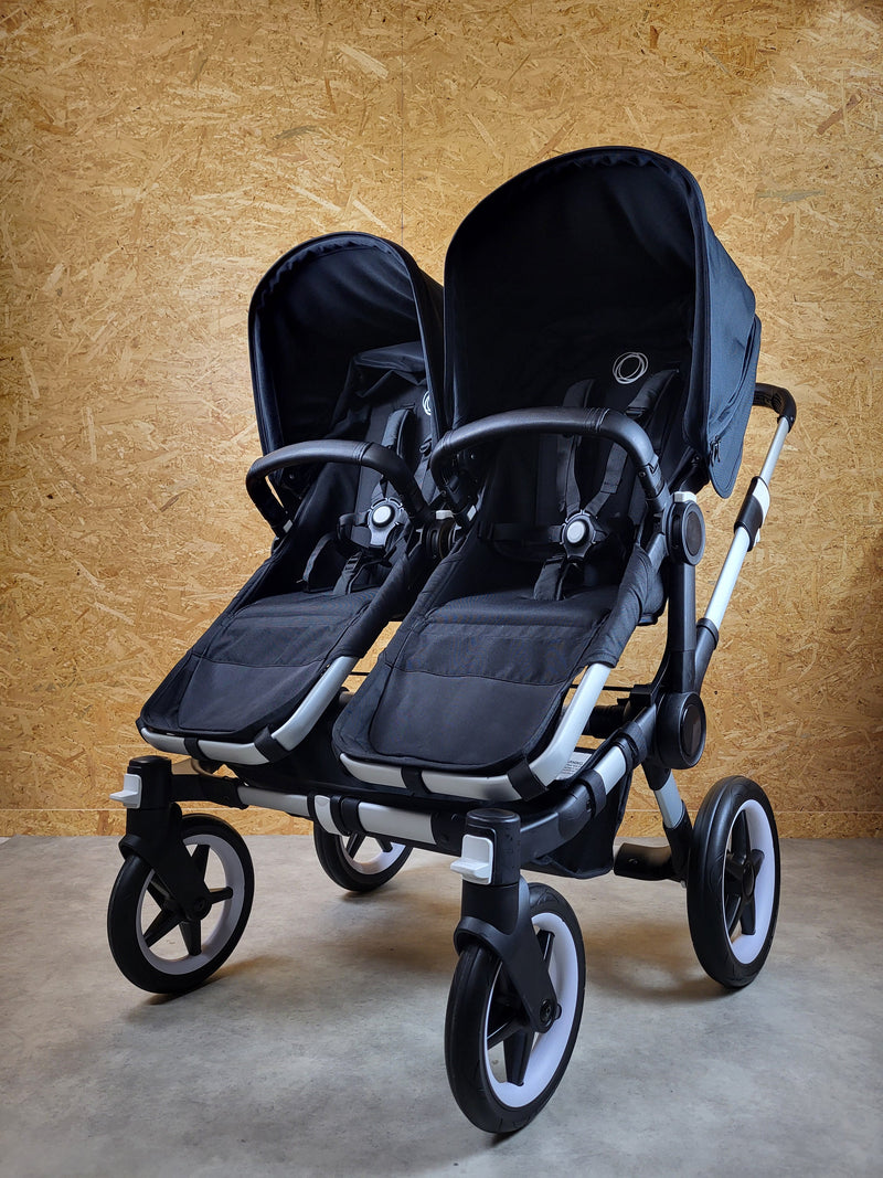 Bugaboo - Donkey 3 Twin Geschwisterwagen (2xSportsitze / 2xBabywanne) inkl. seitliche Gepäcktasche - Black in gutem Zustand