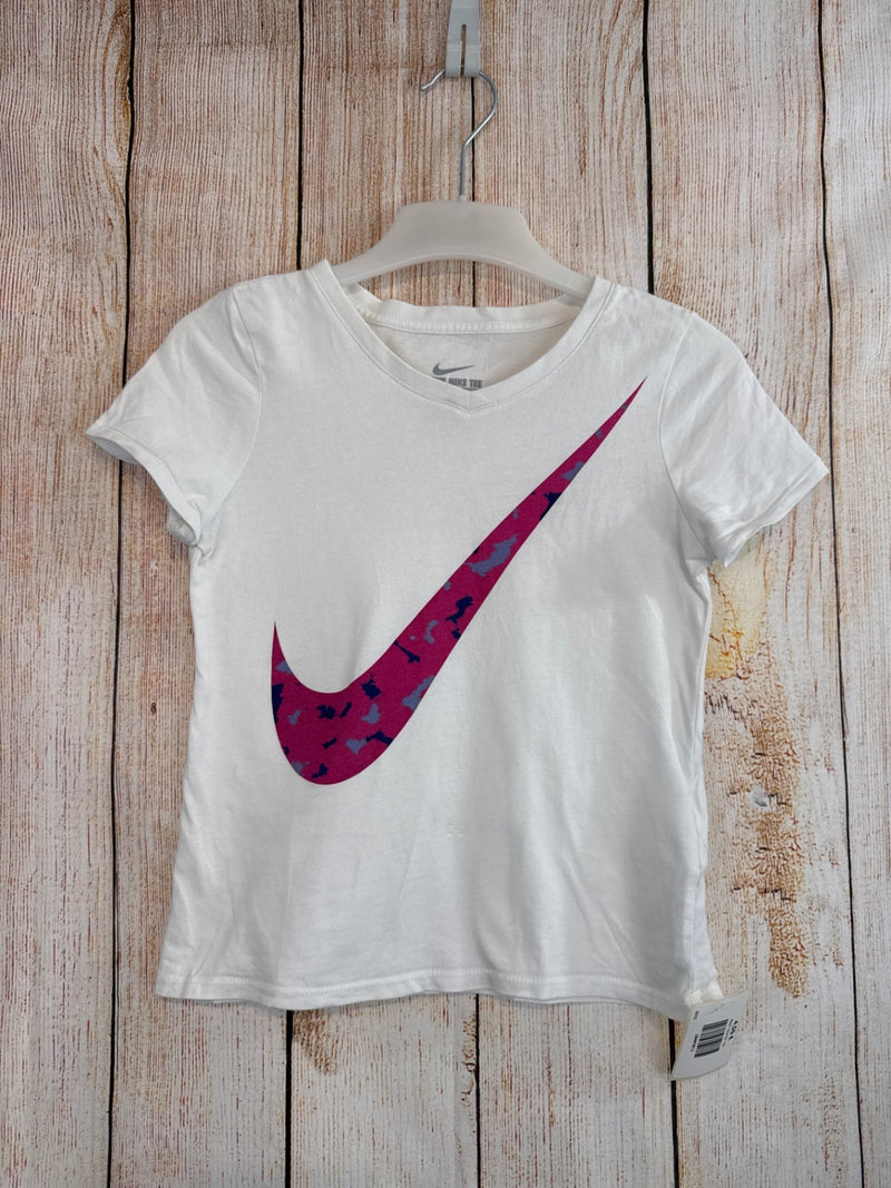 Nike T-Shirt Gr. 122