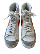Sneaker "Blazer Mid" mit orangenem Swoof Gr.38 | Nike