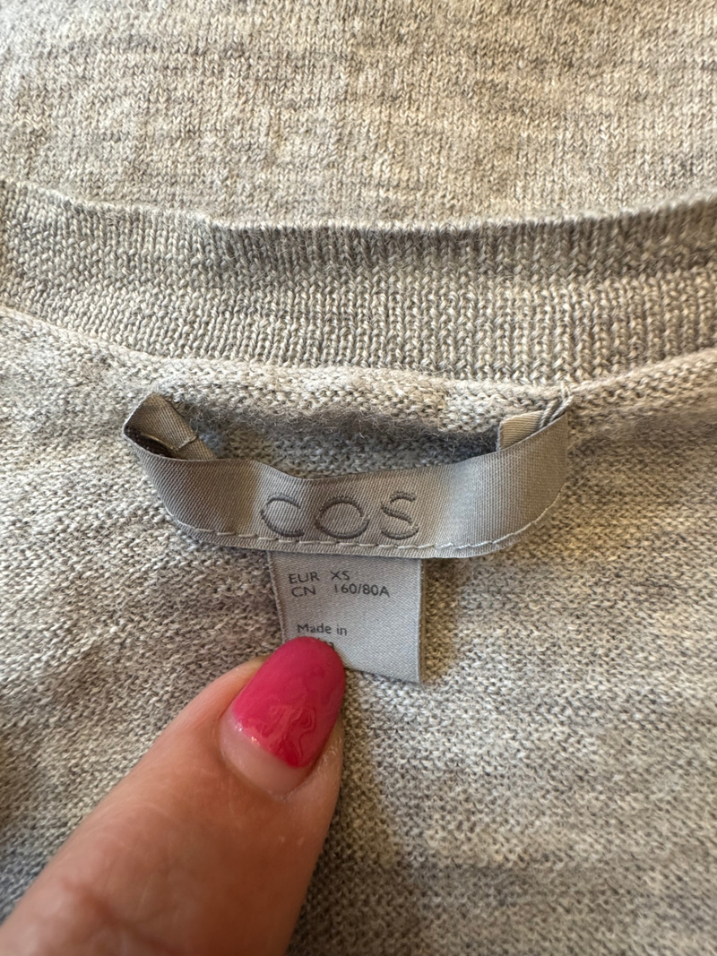 Pullover Grau Gr.XS (ca. 158) | COS