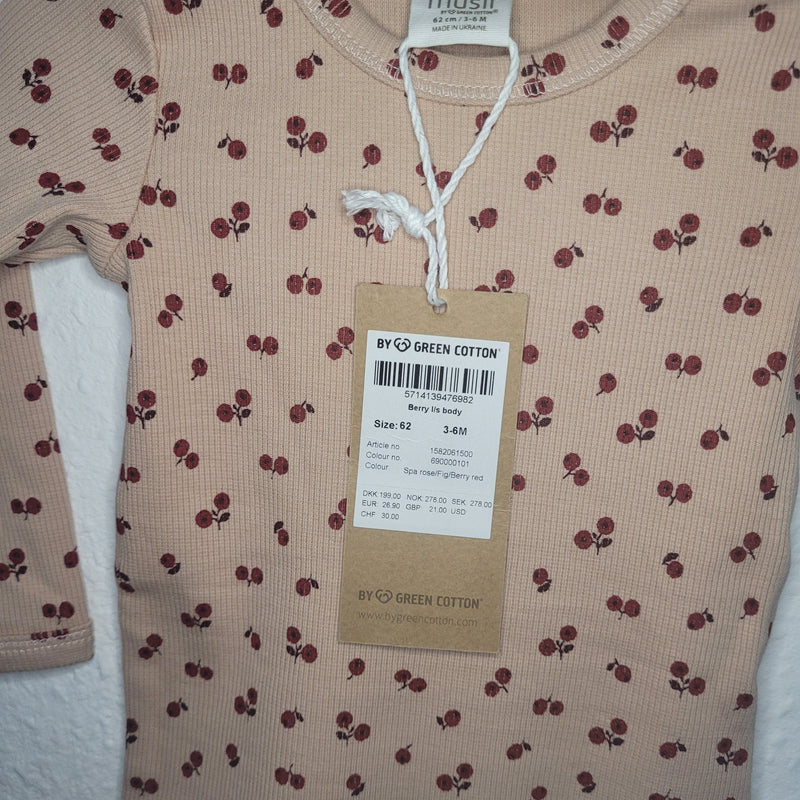 Müsli - Body mit Kirschen - 62 (NEU)