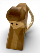 Spielzeugfigur "Schwein, Rüssel hoch" 10902 | Ostheimer