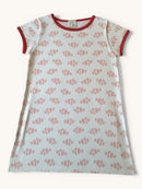 Nachthemd Kurzarm – Cremeweißes Schlafkleid aus Bio-Baumwolle mit Allover-Clownfisch-Print Gr.110/116 | loud + proud