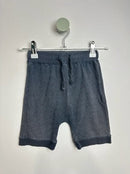 SHORTS • 86 • PHISTER & PHILINA