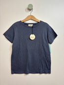 T-Shirt • 128 • long live the queen