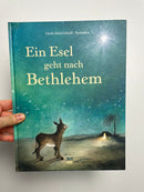 Book • A Donkey Goes to Bethlehem