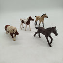 Schleich Bundle Pferdehof Fohlen & Kiste