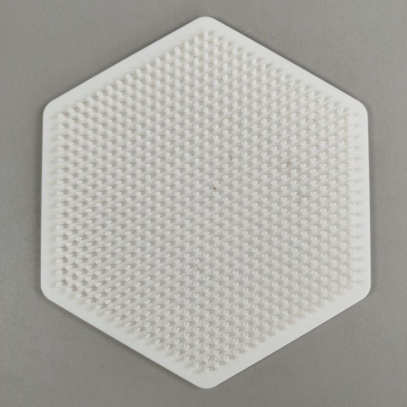 Bügelperlen Set – farbenfrohes Bastelset mit Steckplatten