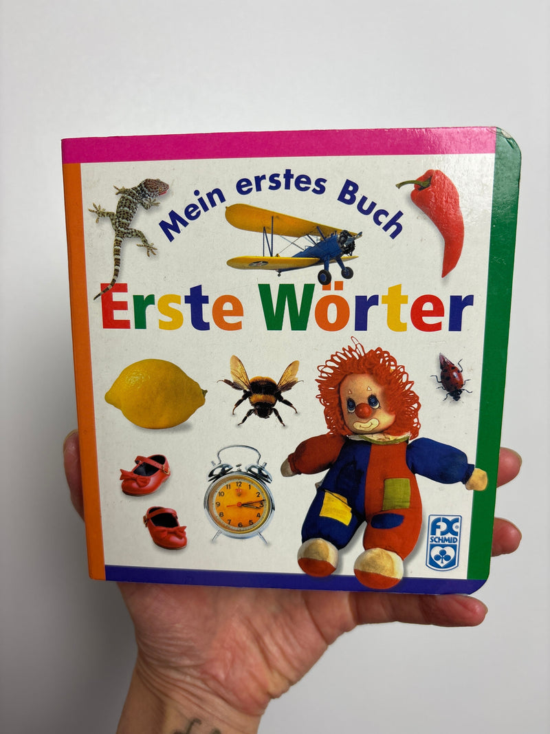 Mein erstes Buch • Erste Wörter