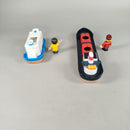 Bundle BRIO x2 Boote mit Figuren, Neuwertig