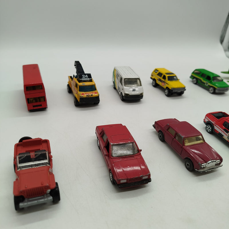 Bundle Matchbox Set von 12 Fahrzeugen & Flugzeugen