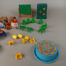 Bundle Playmobil 7721 Set von 8 Schulfiguren und Möbel