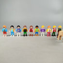Bundle Playmobil Set von 17 Figuren & Pferd, gebraucht, ab 3 Jahre 