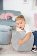 Kinderhocker in Herzform 'Lil Sofa', bequemer Hocker mit grauem Samtstoff bezogen, Pouf