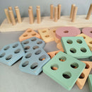 Bundle Set von 5 Holzspielzeug Nimmersatt, Stapelturm & Kugelbahn