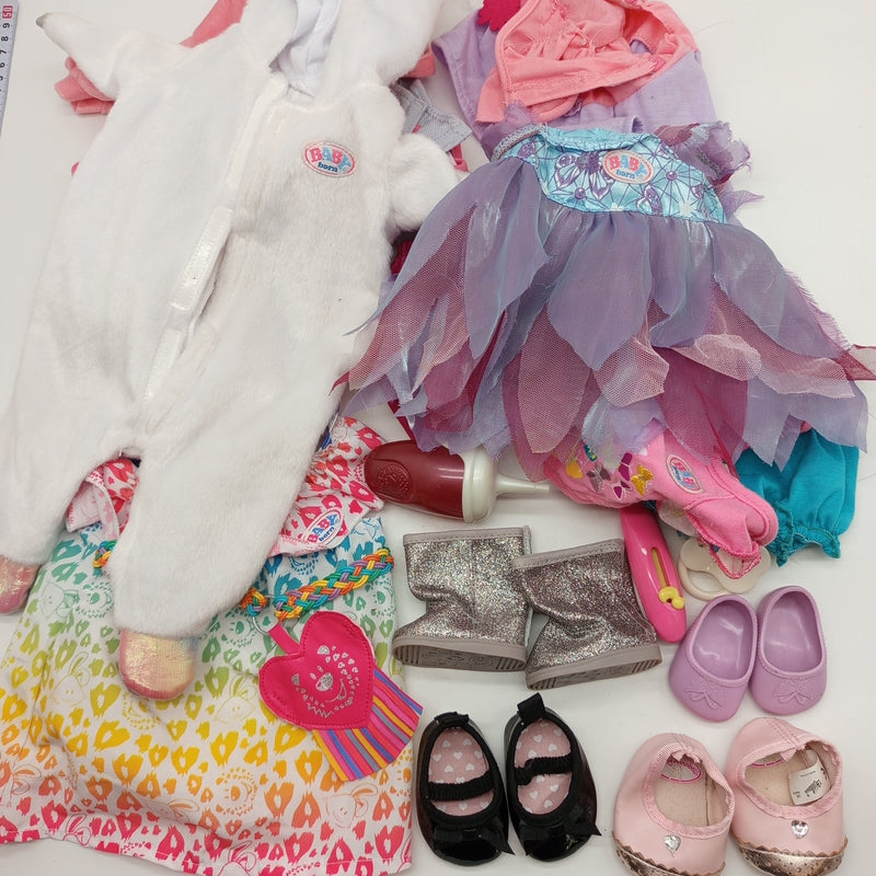Zapf BABY born Puppe – mit Kleidung, Schuhen & Zubehör